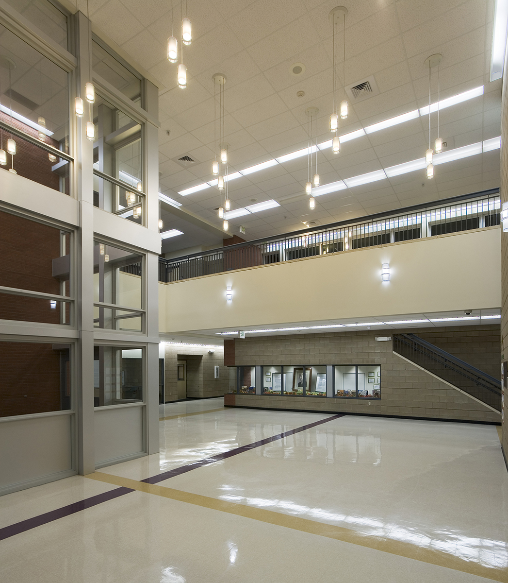 Florida Pitt Waller K-8 School Atrium